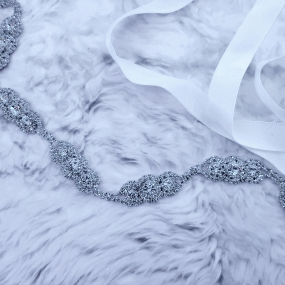 White Rhinestone & Ribbon Belt